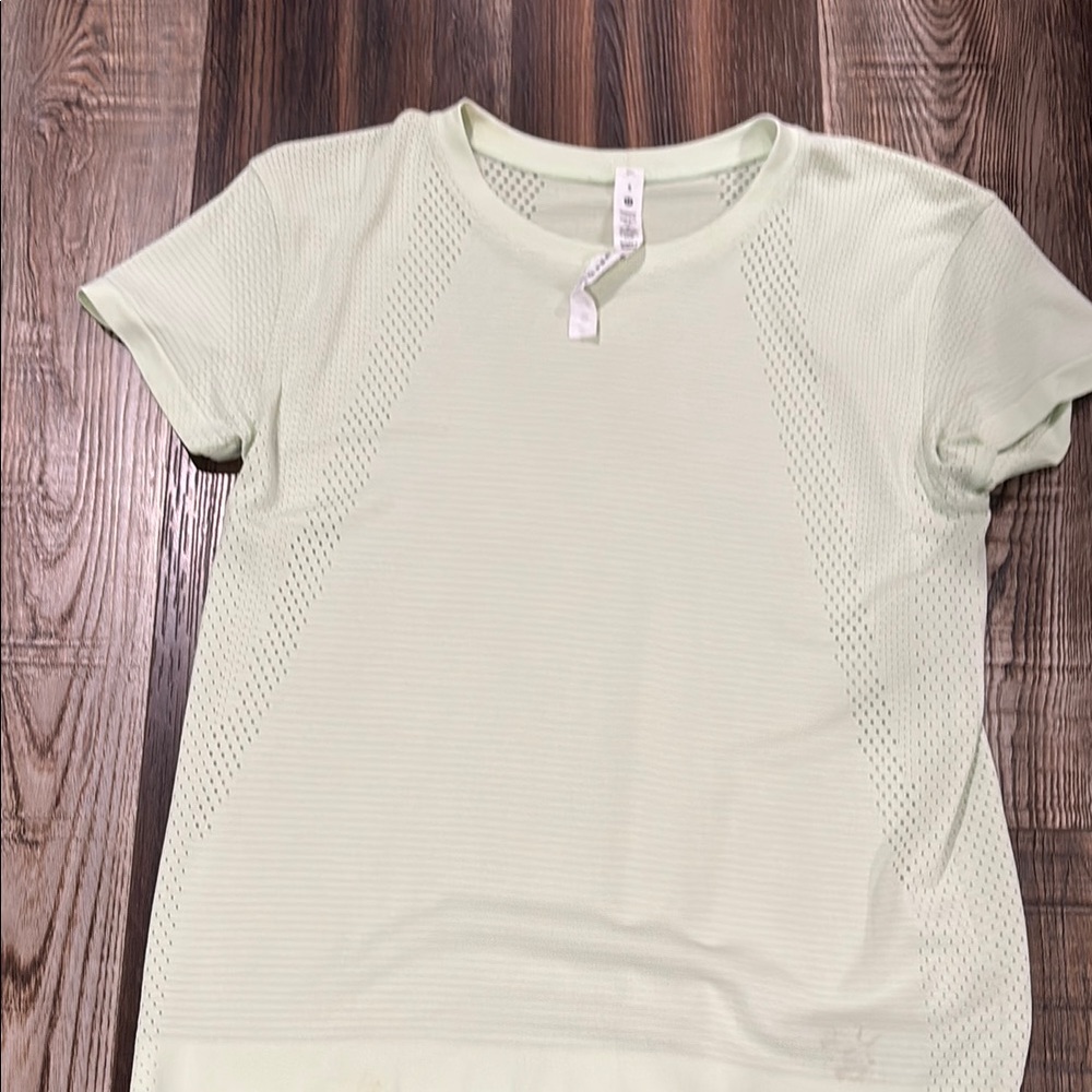 Women's Light Green Active top